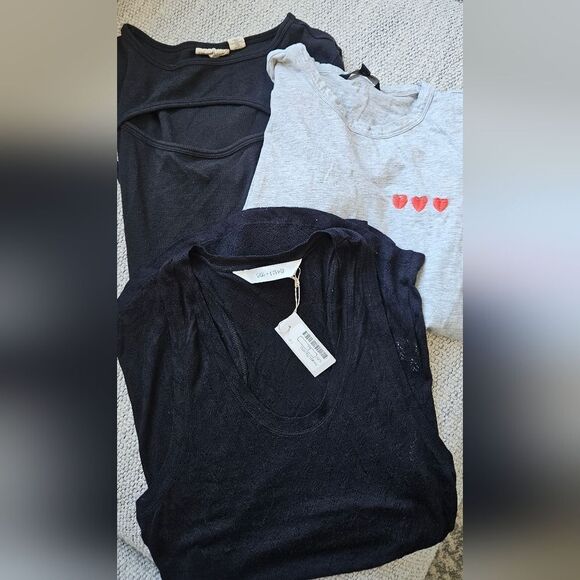 🎁3 Peice Bundle Black /Gray Tops with Heart Detail - Picture 5 of 7